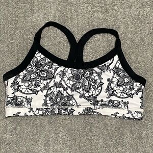 VGC Lululemon Y Back Sports Bra - Black and White - Size 8